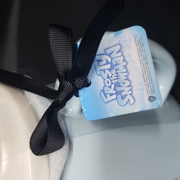 Rae Dunn NWT "JOLLY HAPPY FUN" Frosty the Snowman Topper Mug - Picture 3 of 8